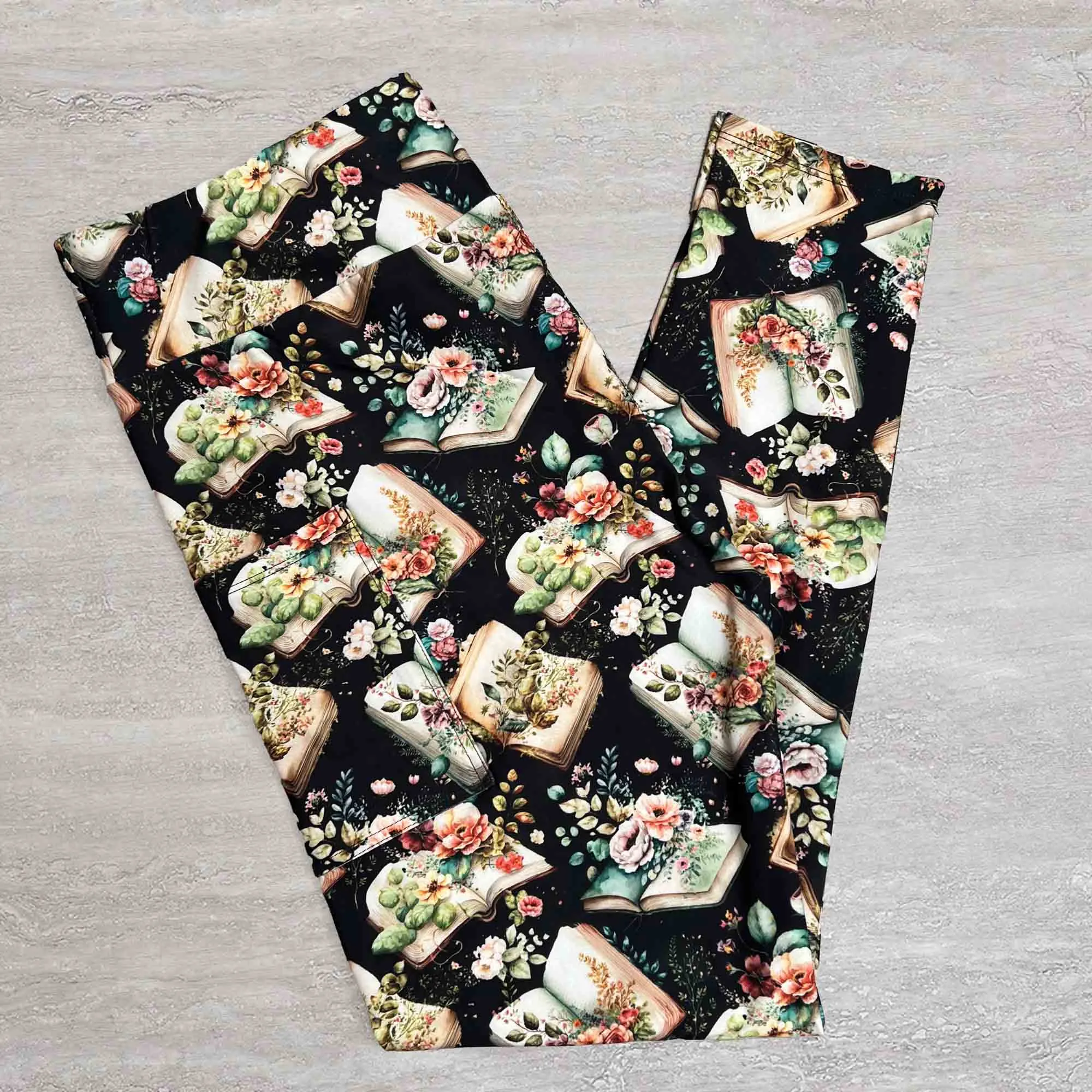 Botanical Books Soft Leggings w/ Pockets