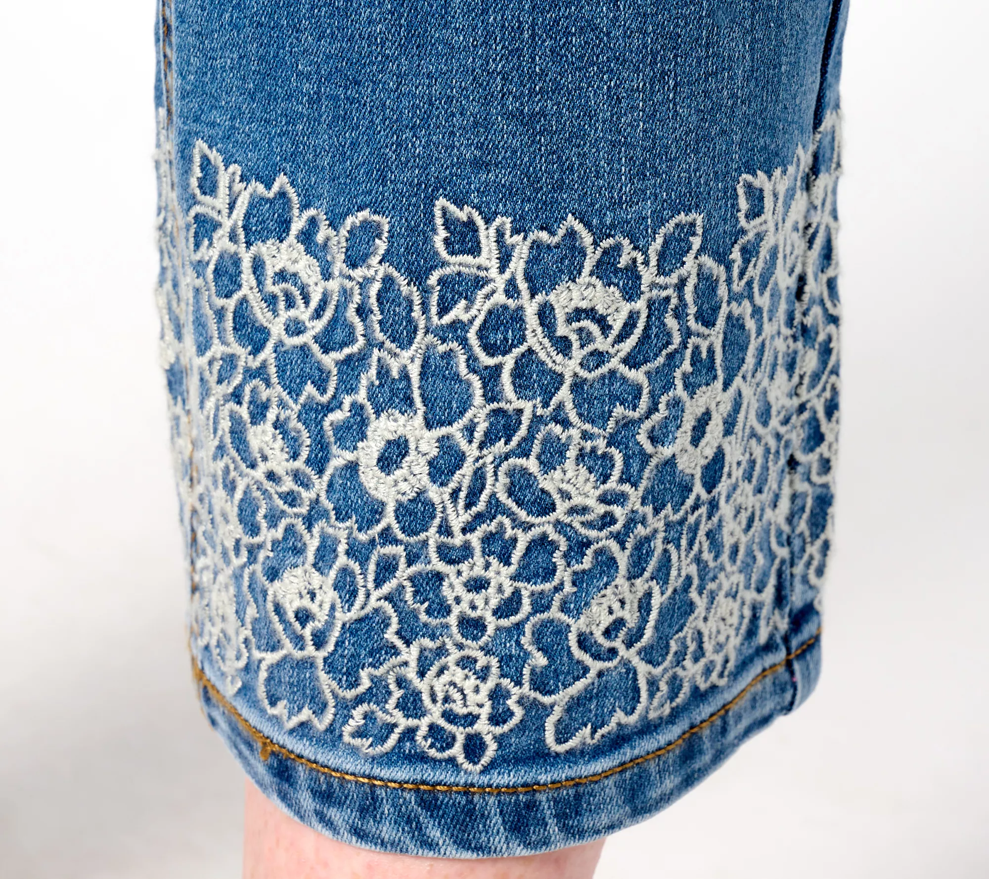 Isaac Mizrahi Live! Tall True Denim Straight Jeans w/ Embroidery