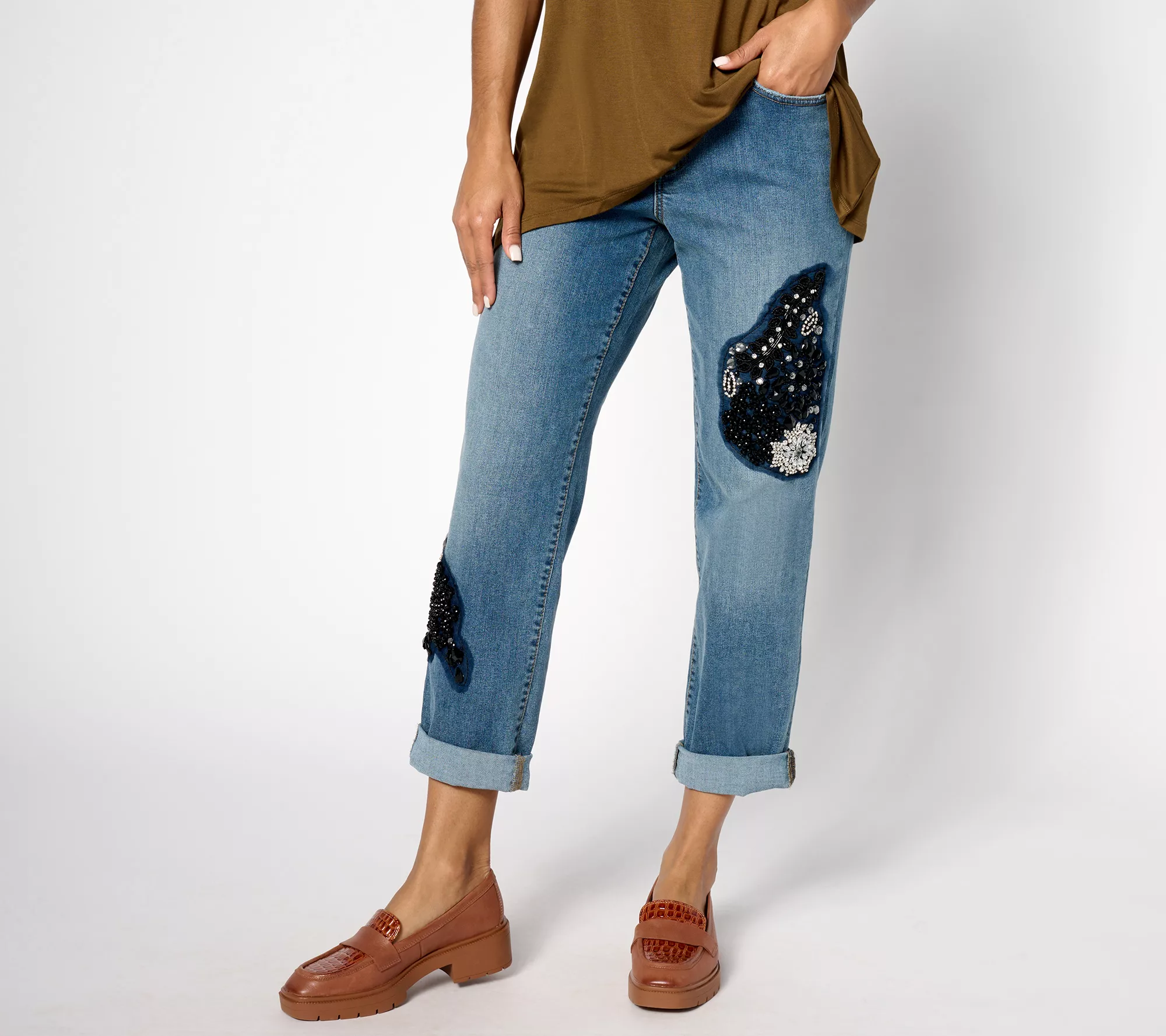 LOGO by Lori Goldstein Pet. Boyfriend Jeans With Embellishment